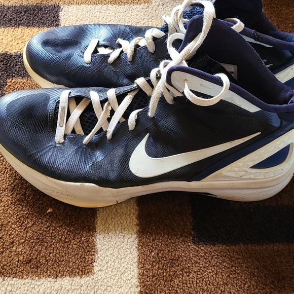 Accessories - Picture 2 of 3